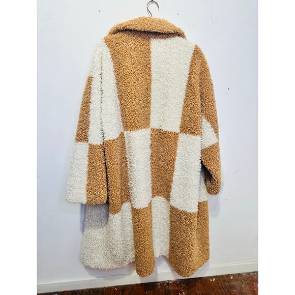 STAND STUDIO Brown White Checkered Pattern Faux Fur Oversized Nikki Coat Size 44 - Picture 7 of 16